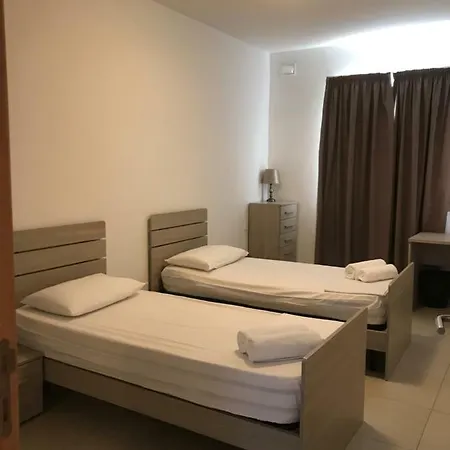 Appartement Arturo Mercieqa 5 *